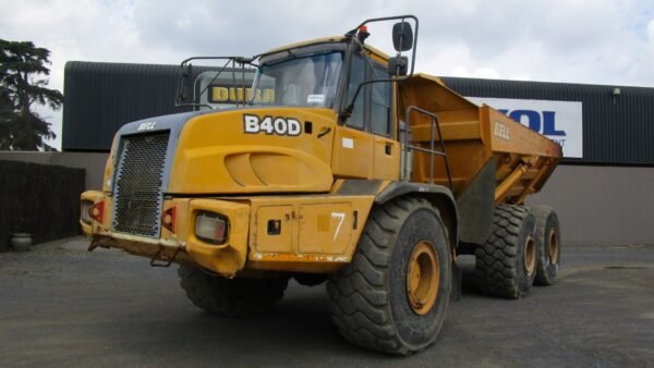 Bell B40D 6x6 articulated dump truck