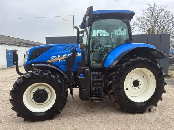 New Holland T7.210 tractor