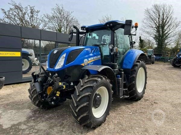 New Holland T7.225 tractor