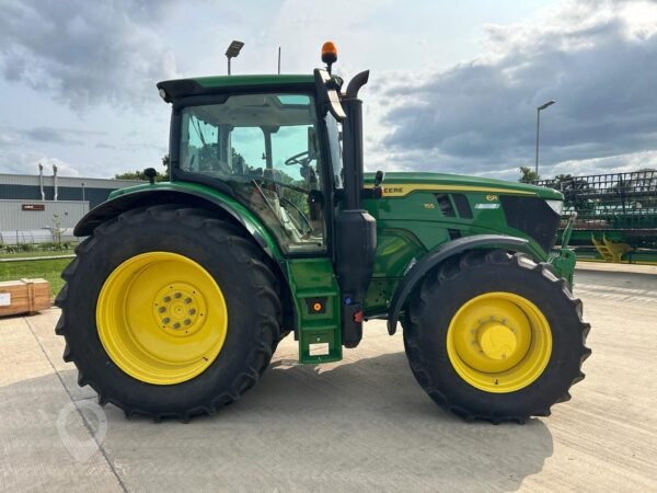 2024 John Deere 6R 185