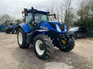 New Holland T7.225 tractor