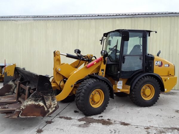 Caterpillar 906 wheel loader