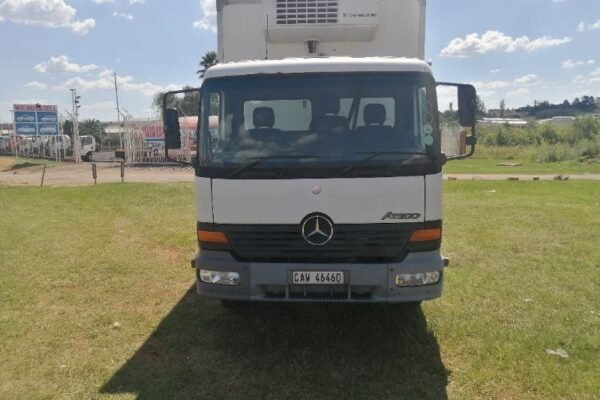 2004 Mercedes-Benz Atego 1317 Box Truck – Efficient Urban Delivery