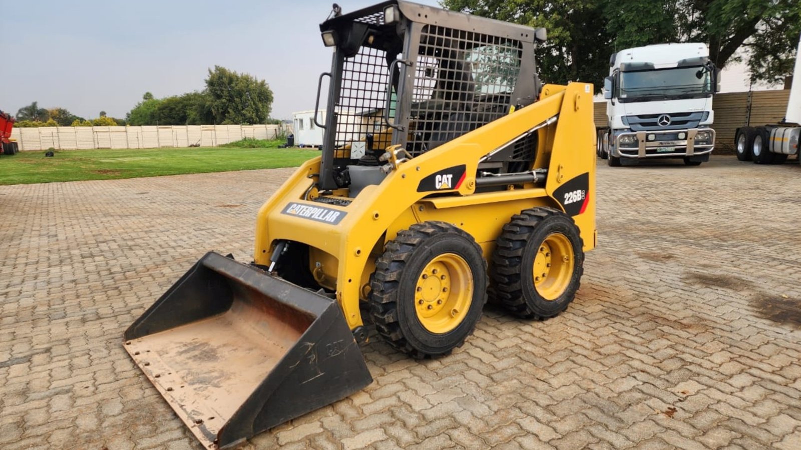 2014 Cat 226 B3 Skid Steer Loader – Compact, Powerful & Versatile