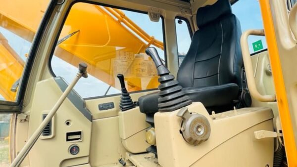 2006 Hyundai Robex 500LC-7A Excavator – Refurbished with Low Usage