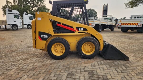 2014 Cat 226 B3 Skid Steer Loader – Compact, Powerful & Versatile