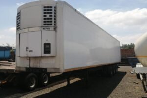2004 Serco Tri-Axle Refrigerated Trailer – 30 Pallet Capacity