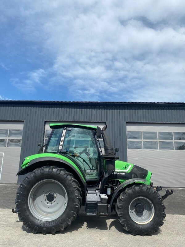 2014 Deutz-Fahr 6140 – 130 HP Class with Smooth Transmission Balanced Performance