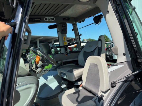 2019 Deutz-Fahr Agrotron 6215 TTV Warrior RTK – Power, Precision Premium Package