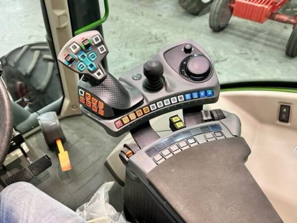 Fendt 312 Vario 2022 – Low-Hour, High-Efficiency Compact Workhorse (307 h)