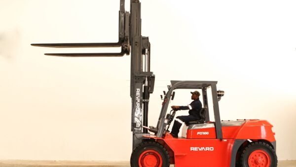 Revaro FD100D — Rugged 10 T Diesel Forklift