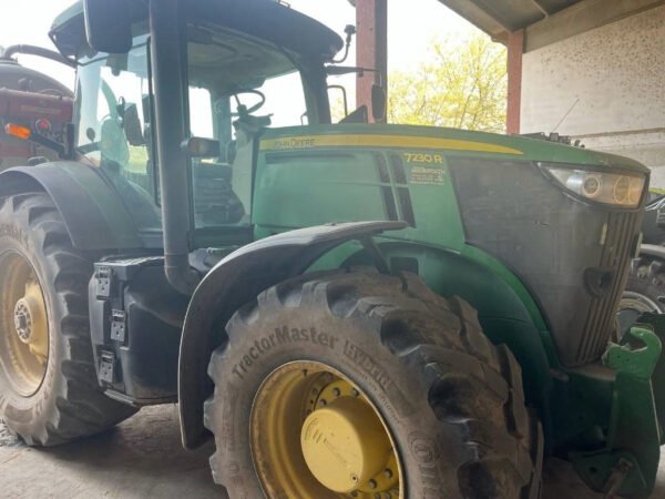 2015 John Deere 7230R – 230 Rated HP, Peak ~253 HP, Built for Tough Jobs