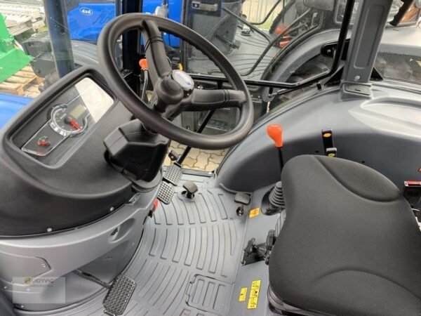 2022 Solis 50 RX – 50-Horsepower 4WD Front-Loader Cabin Solution