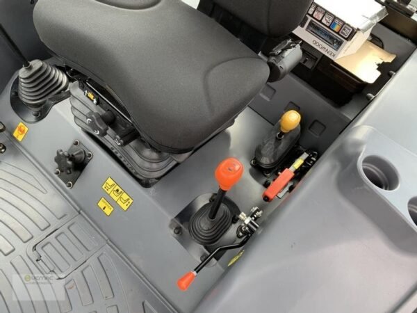 2022 Solis 50 RX – 50-Horsepower 4WD Front-Loader Cabin Solution