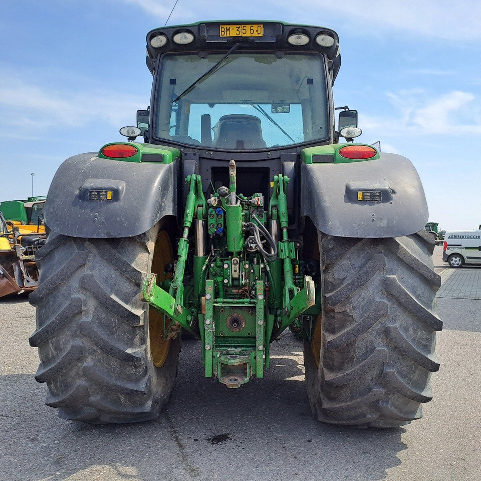2014 John Deere 6210R – Strong Versatile 210 HP Row-Crop Tractor
