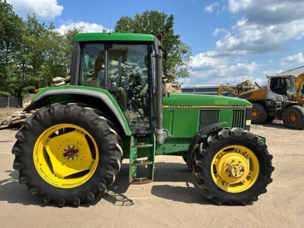 John Deere 6506 PowerQuad – Rugged 105 HP Row-Crop Workhorse