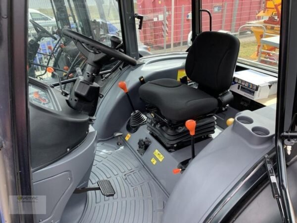 2022 Solis 50 RX – 50-Horsepower 4WD Front-Loader Cabin Solution