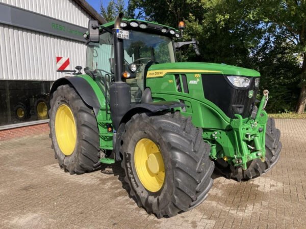 2023 John Deere 6R 195 – Rated, Boosted Power to Tackle Demanding Tasks