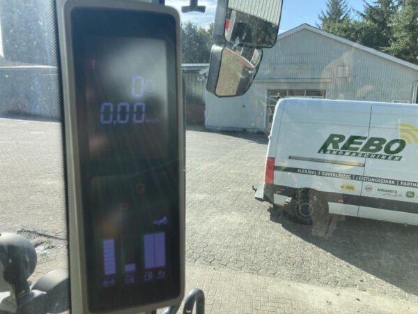 2023 John Deere 6R 195 – Rated, Boosted Power to Tackle Demanding Tasks