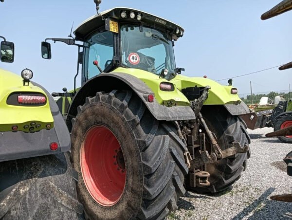 2014 Claas Axion 930 CMATIC – Ultra-Power CVT Heavy Work Capability