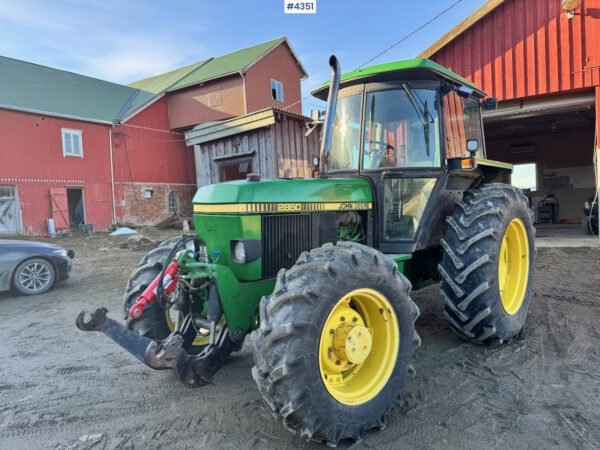 John Deere 2850 4×4 1991 – Sturdy 86 HP Utility Tractor with Synchro & Front Hydraulics