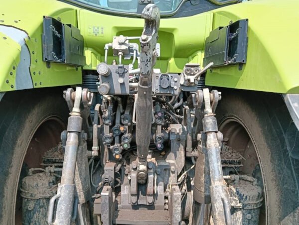 2014 Claas Axion 930 CMATIC – Ultra-Power CVT Heavy Work Capability