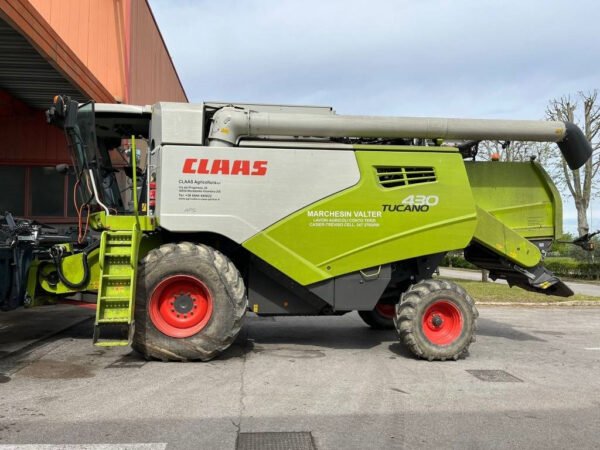 2021 CLAAS Tucano 430 – Balanced Performance in the Tucano Line