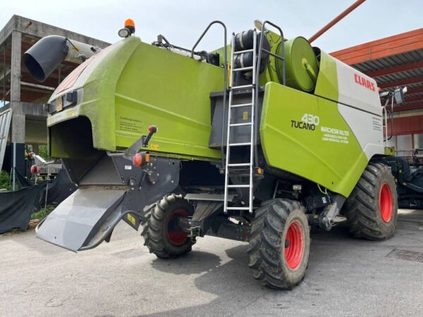 2021 CLAAS Tucano 430 – Balanced Performance in the Tucano Line