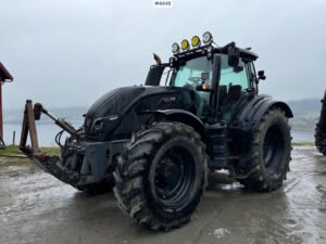 Valtra T234 2017 – Power, Hydraulics  Road-Capable Versatility