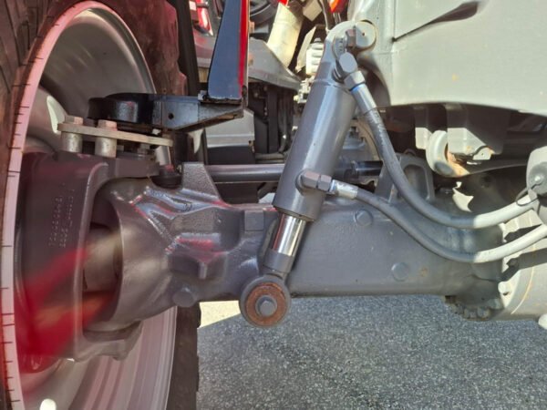 Massey Ferguson 7720 Dyna-VT – Smooth Power & Versatility in One Premium Tractor