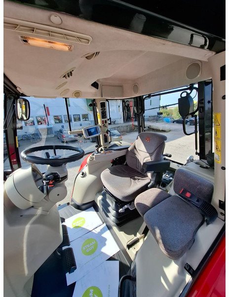 Massey Ferguson 7720 Dyna-VT – Smooth Power & Versatility in One Premium Tractor