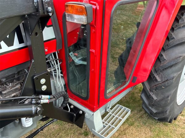 1985 Massey Ferguson 550-2 MP – Compact, Reliable Throwback Tough