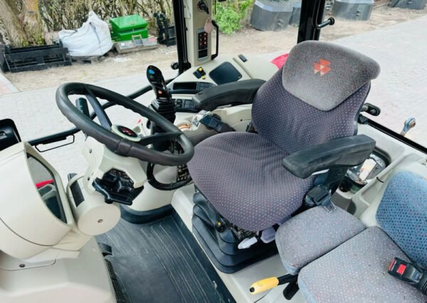 Massey Ferguson 5608 Dyna-4 – Compact Power for Loader & Farm Duty