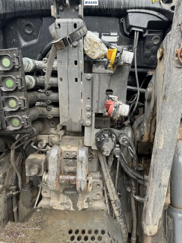 Valtra T234 2017 – Power, Hydraulics  Road-Capable Versatility