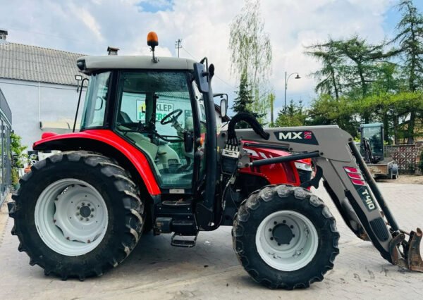 Massey Ferguson 5608 Dyna-4 – Compact Power for Loader & Farm Duty