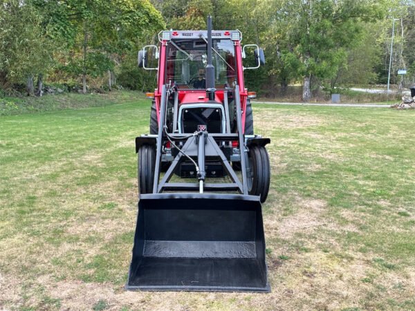 1985 Massey Ferguson 550-2 MP – Compact, Reliable Throwback Tough