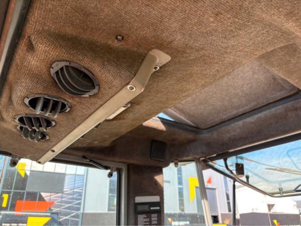 1988 Massey Ferguson 3630 – Dependable Mid-Power Tractor for Multi-Use Farming.