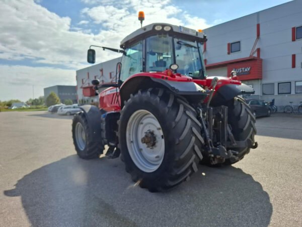 Massey Ferguson 7720 Dyna-VT – Smooth Power & Versatility in One Premium Tractor