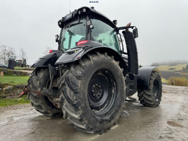 Valtra T234 2017 – Power, Hydraulics  Road-Capable Versatility