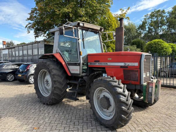 1988 Massey Ferguson 3630 – Dependable Mid-Power Tractor for Multi-Use Farming.