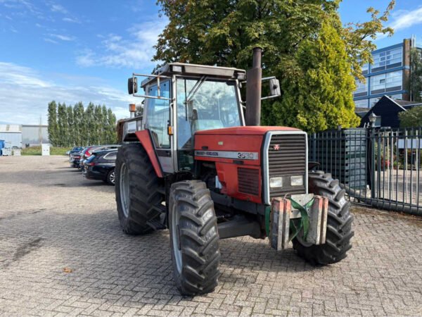 1988 Massey Ferguson 3630 – Dependable Mid-Power Tractor for Multi-Use Farming.