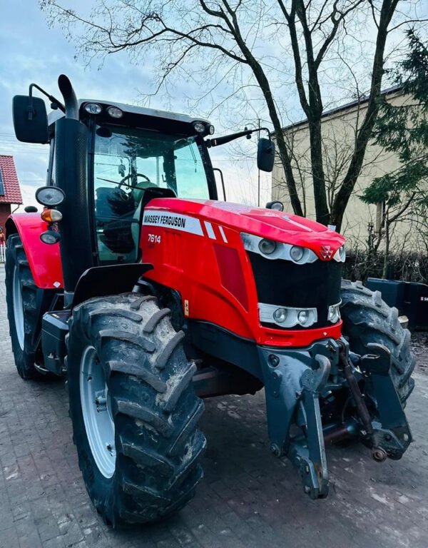 Massey Ferguson 7614 Dyna-4 – Strong Performance for Row-Crop Transport Work