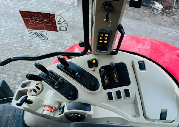 Massey Ferguson 7614 Dyna-4 – Strong Performance for Row-Crop Transport Work