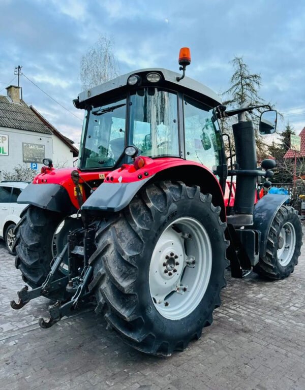 Massey Ferguson 7614 Dyna-4 – Strong Performance for Row-Crop Transport Work