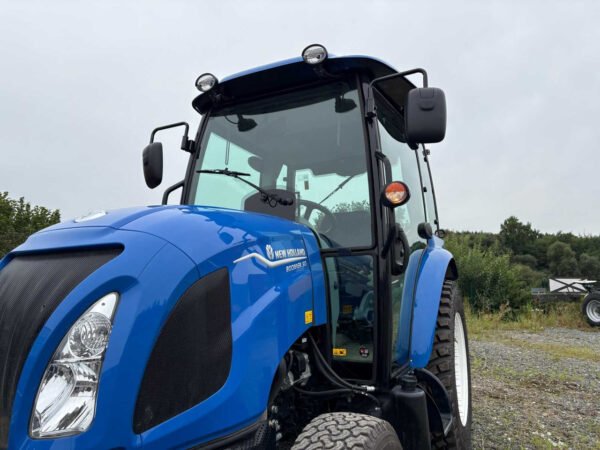 New Holland Boomer 50 – Compact Yet Capable 50 HP Utility Tractor