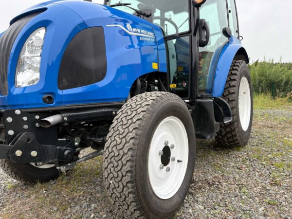 New Holland Boomer 50 – Compact Yet Capable 50 HP Utility Tractor