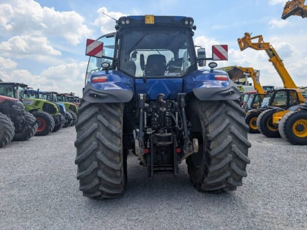 2021 New Holland T8.380 – Potent Power, Smart Transmission High Performance 2021 New Holland T8.380 – Potent Power, Smart Transmission High Performance