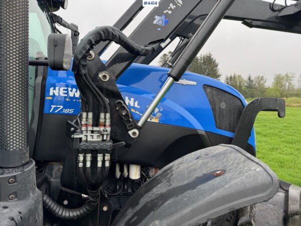 2015 New Holland T7.185 Auto Command – Smooth CVT 4WD Power Loader-Ready Versatility