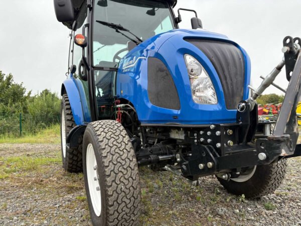 New Holland Boomer 50 – Compact Yet Capable 50 HP Utility Tractor
