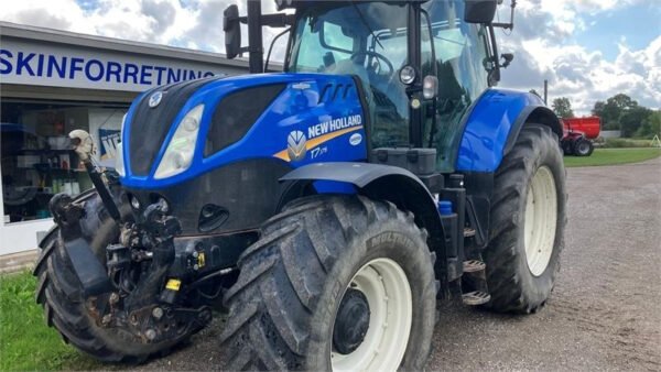 2018 New Holland T7.175 Auto Command – Refined Power Versatility in the 175-HP Class